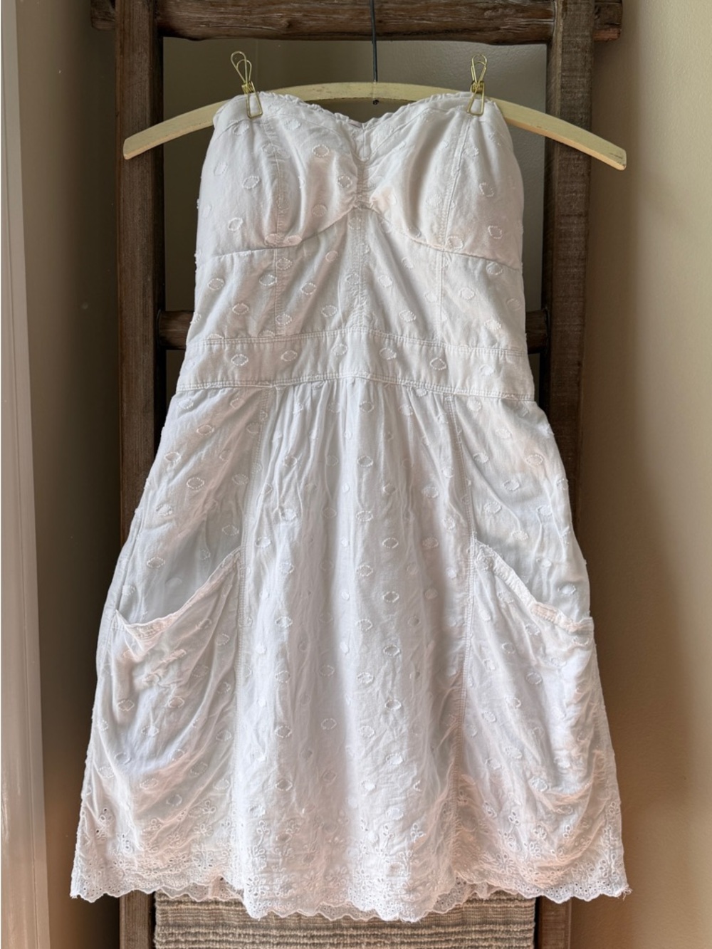 American Eagle Outfitters Strapless White Eyelet Sundress Size 2